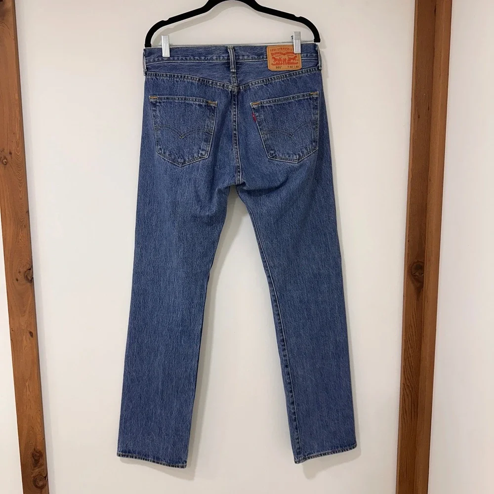 Levi's 501 Original Fit Jeans Men 32x32 Blue Button‎ Fly | Classic Americana